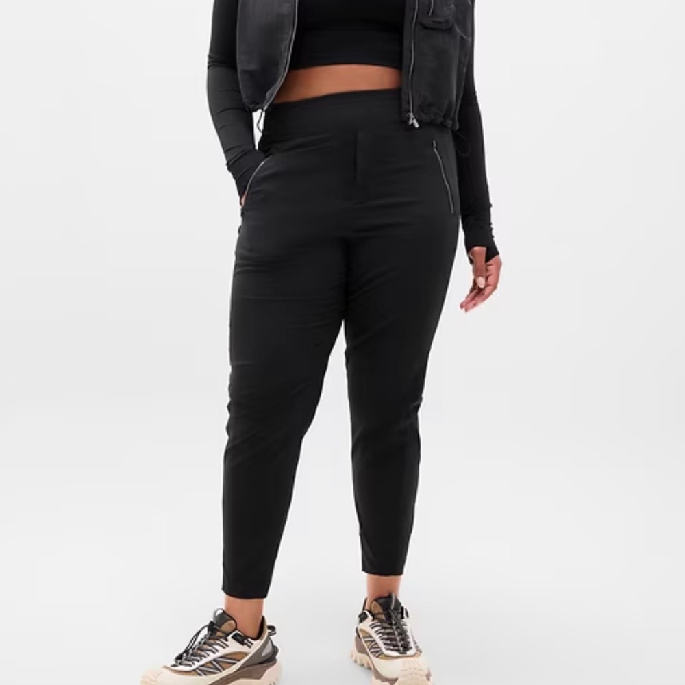 Athleta Black‎ Trekkie North High Rise Joggers Size 10